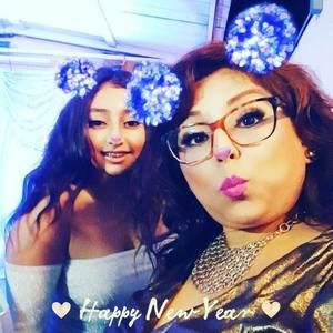 Meet your Posher, Lorena